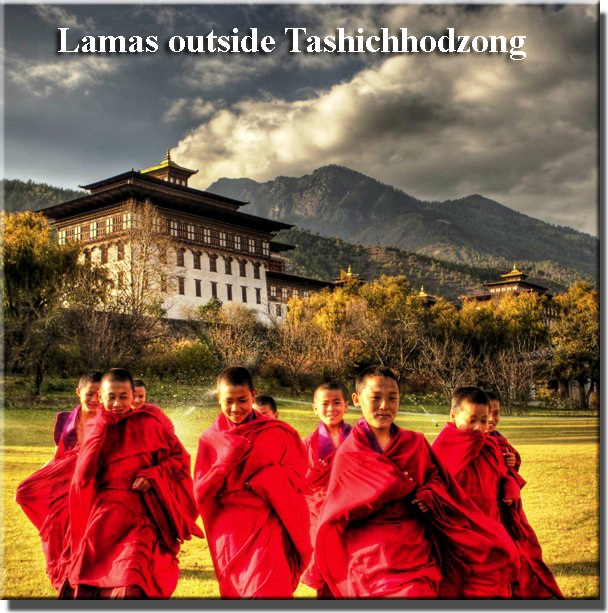 Lamas outside Tashichhodzong